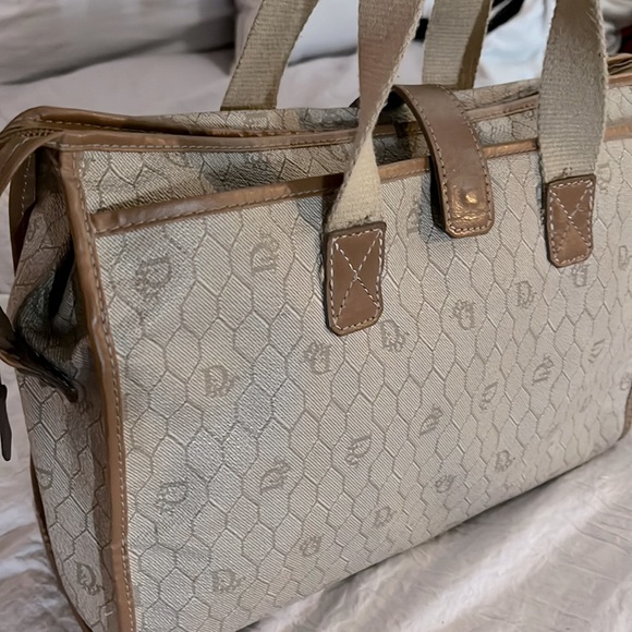 Vintage Christian Dior Satchel Handbag beige with brown honeycomb design - Picture 7 of 7